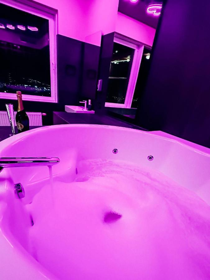 דירות קלייפדה Sky Deep Jacuzzi 30 Floor מראה חיצוני תמונה